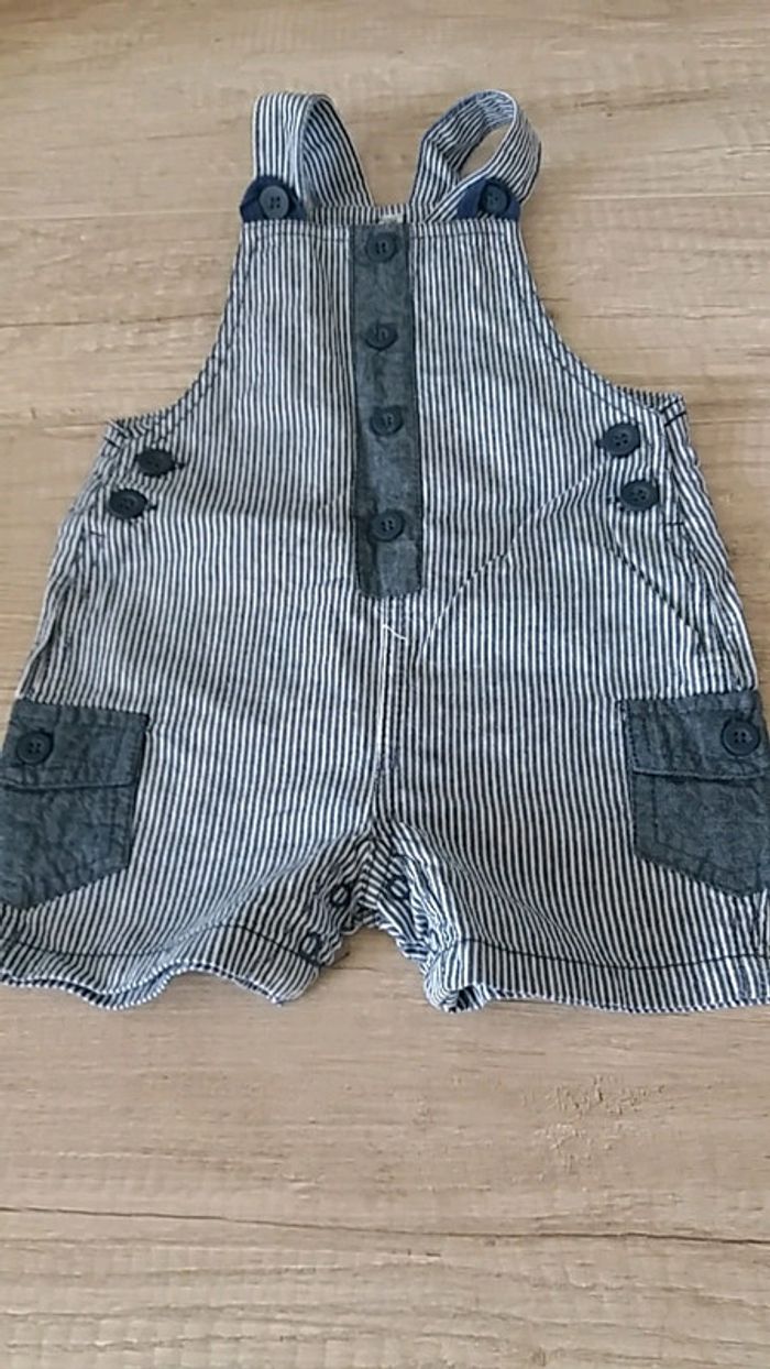 Ensemble 12 mois salopette et tee shirt - photo numéro 3