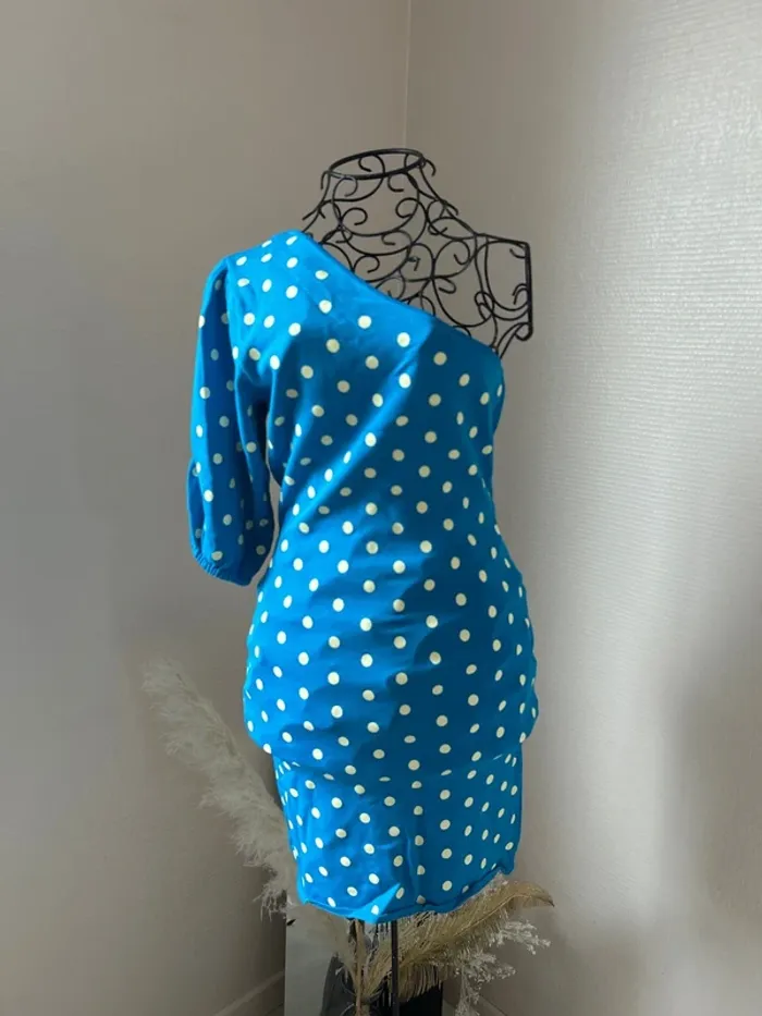 Robe courte Zara neuve
