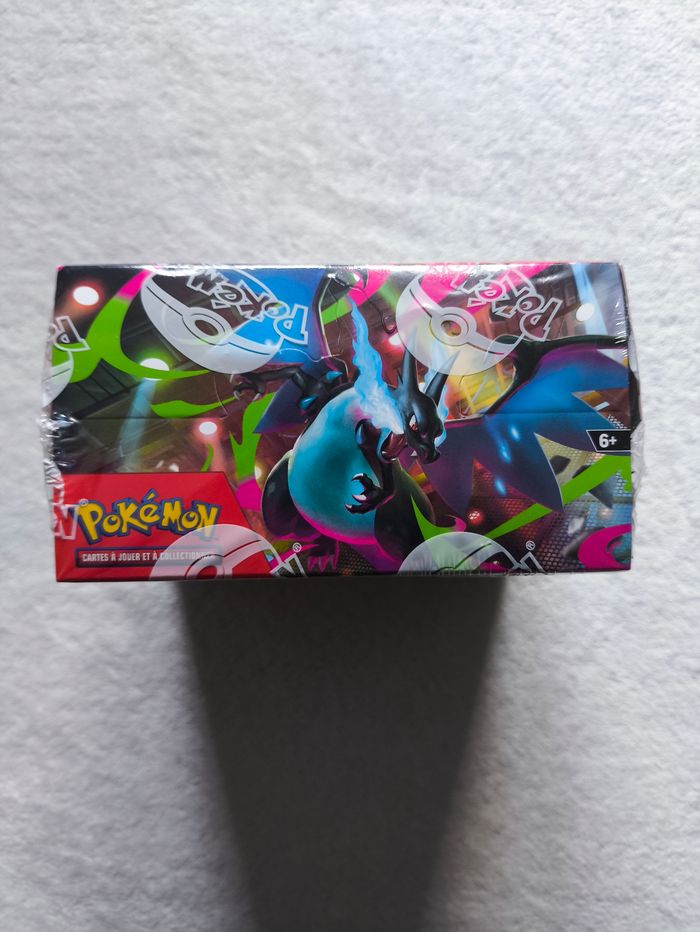 Display Pokémon ME2 : Flammes Fantasmagoriques — Édition Française - photo numéro 3