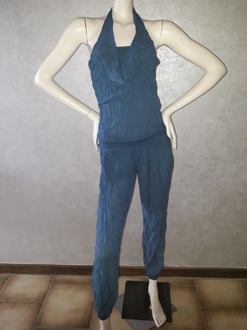 combinaison pantalon bleu dos nu taille 38