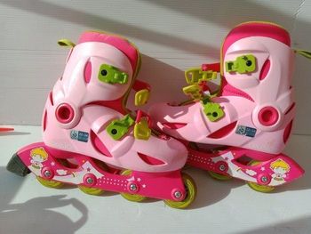 rollers OXELO pointure ajustable du 32, 33 jusqu'au 34