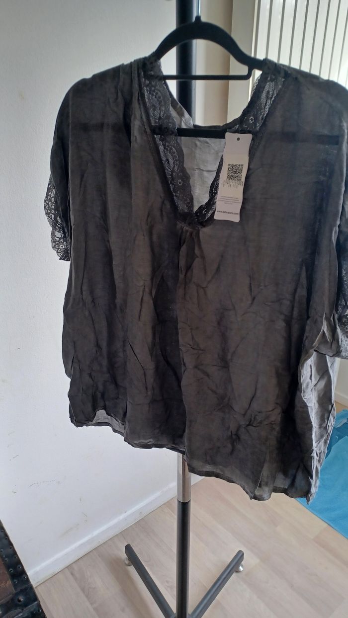 Haut gris - photo numéro 2