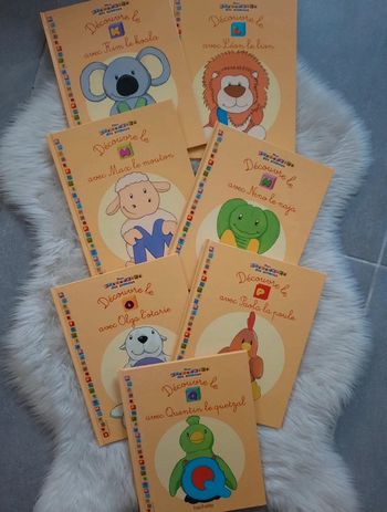Lot de 7 livres abécédaires