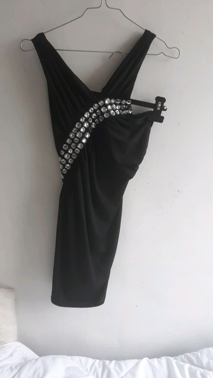 Robe moulante - photo numéro 2