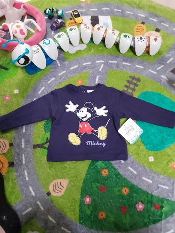 T-shirt neuf disney 6 mois 👦