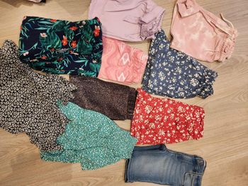 Lot vêtements fille