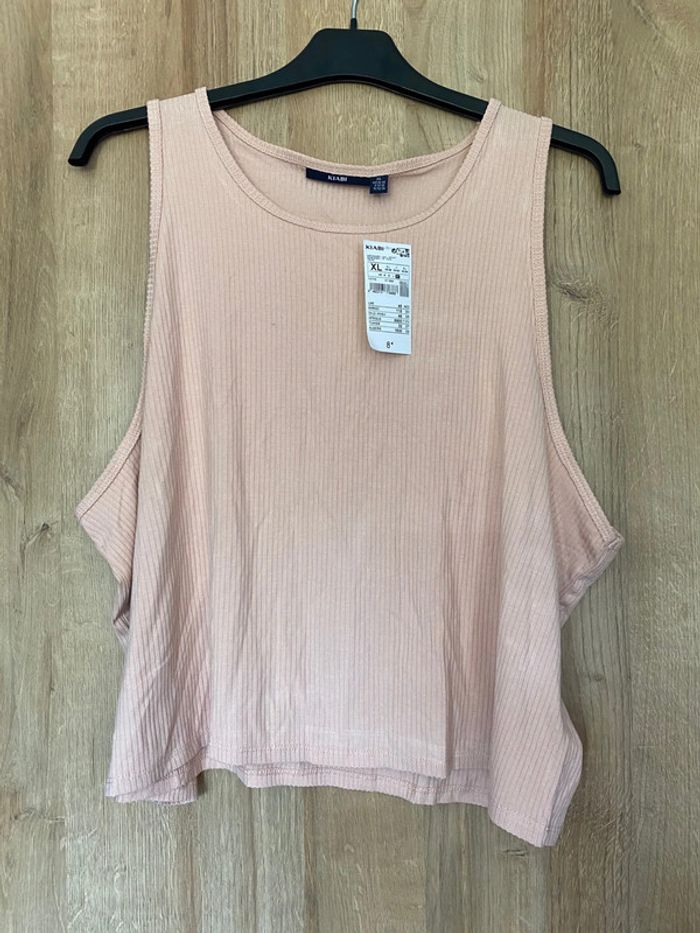 Top neuf avec étiquette