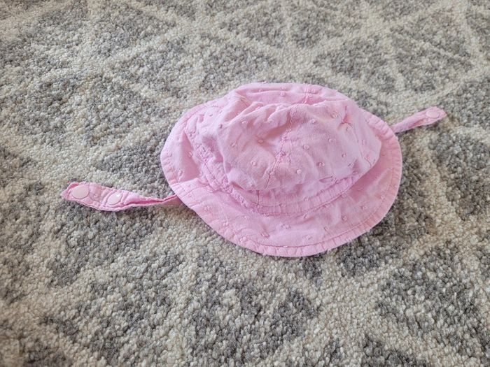 Chapeau 3 mois - photo numéro 3