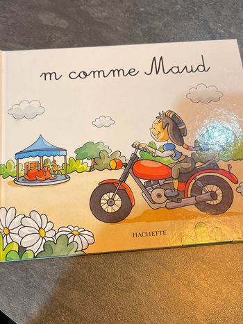 Livre jeunesse mes premiers pas vers la lecture m comme Maud