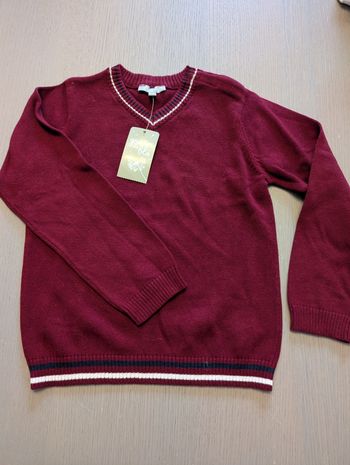 Pull neuf avec étiquette #4 ans