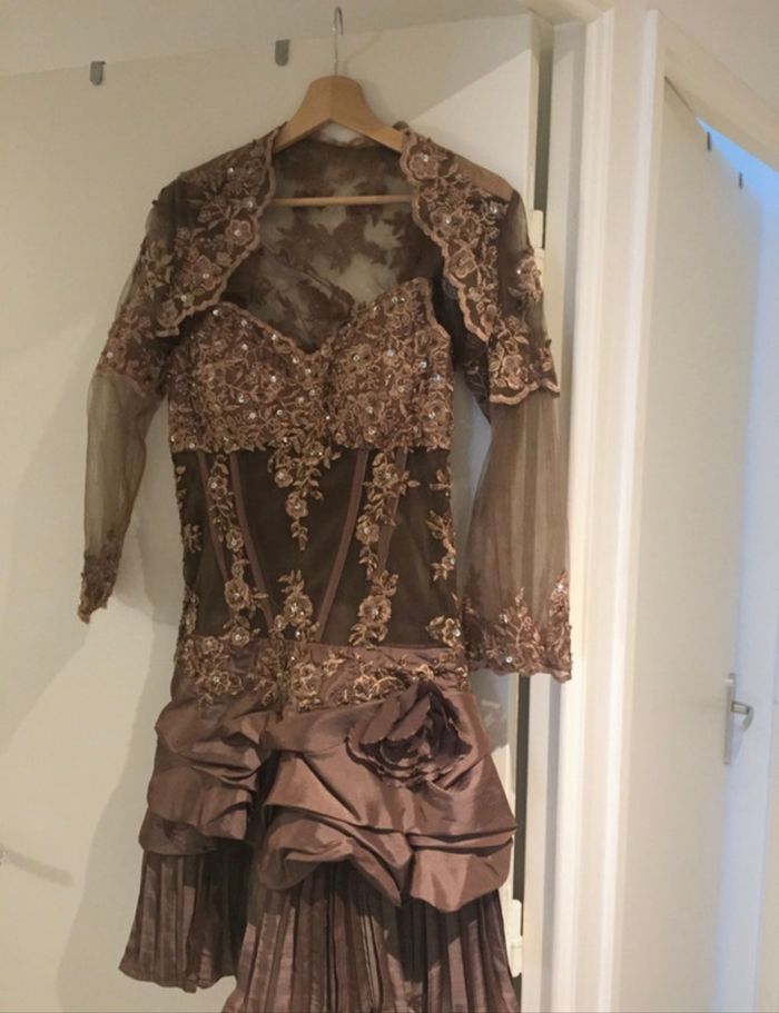 Robe et petite veste - photo numéro 3