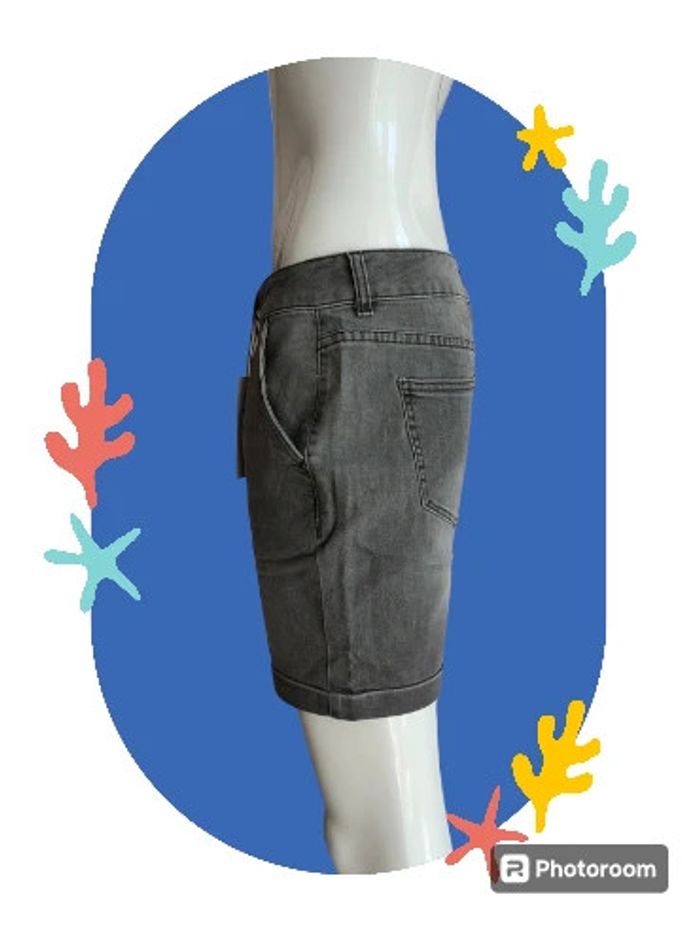 Lot revendeur 3 shorts chino femme - photo numéro 3
