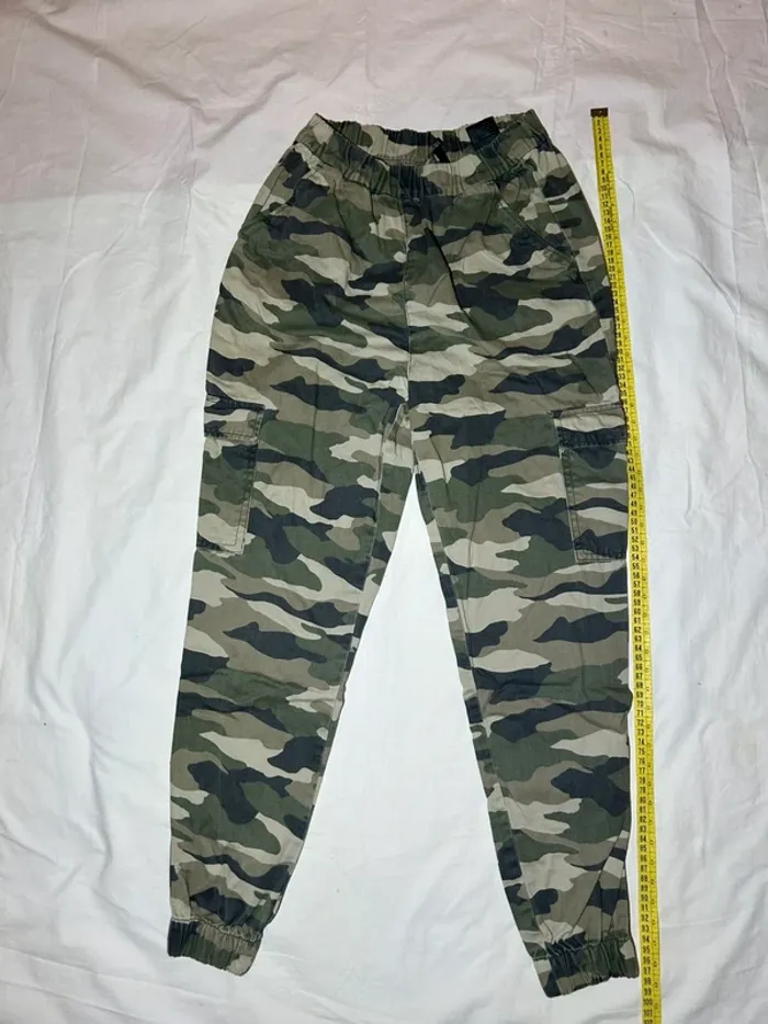 Pantalon divided