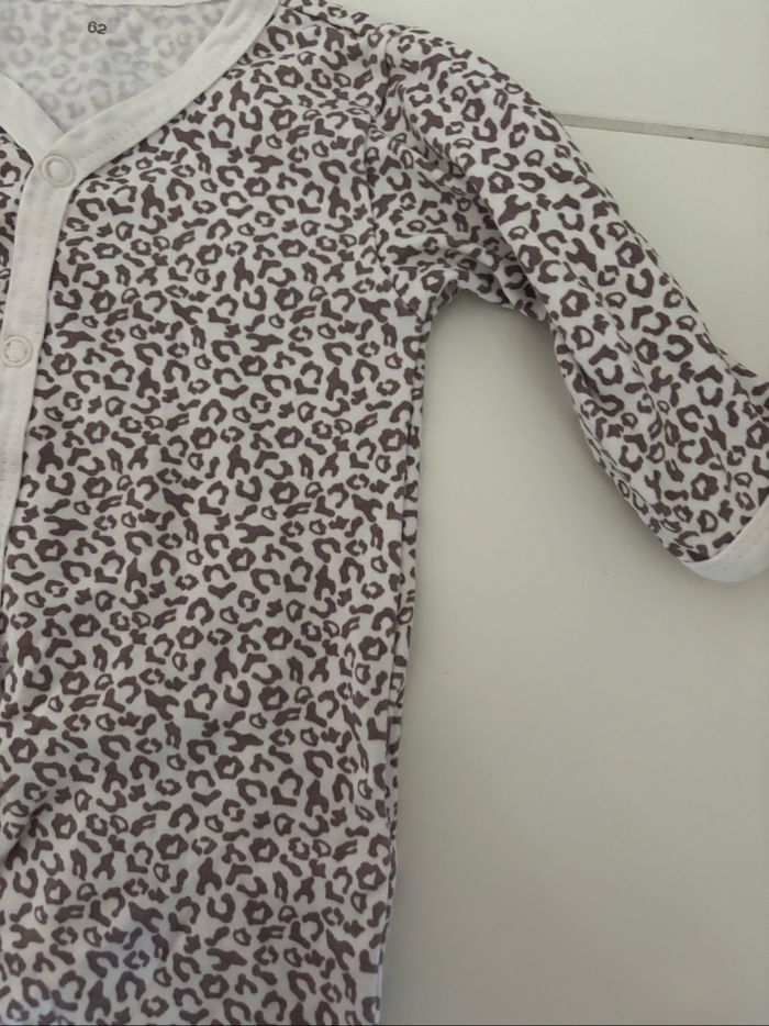 Ensemble bébé léopard violet - photo numéro 4