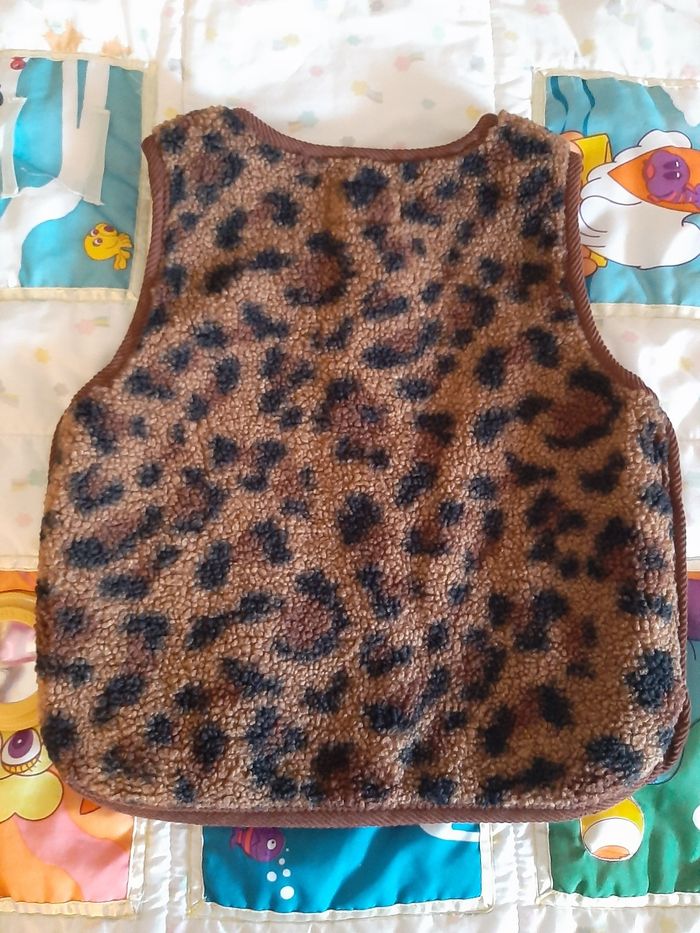 Gilet sans manche léopard kiabi - photo numéro 2