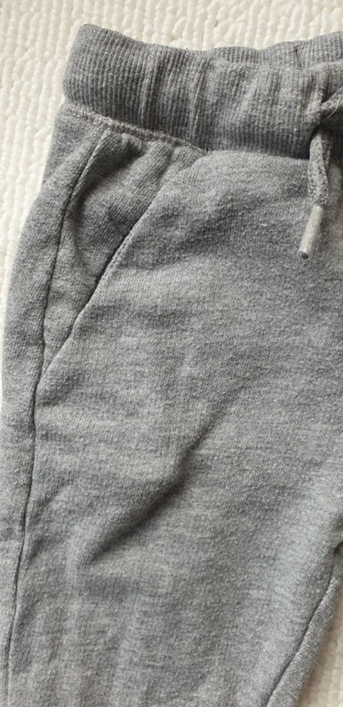 Jogging 9 mois - photo numéro 2