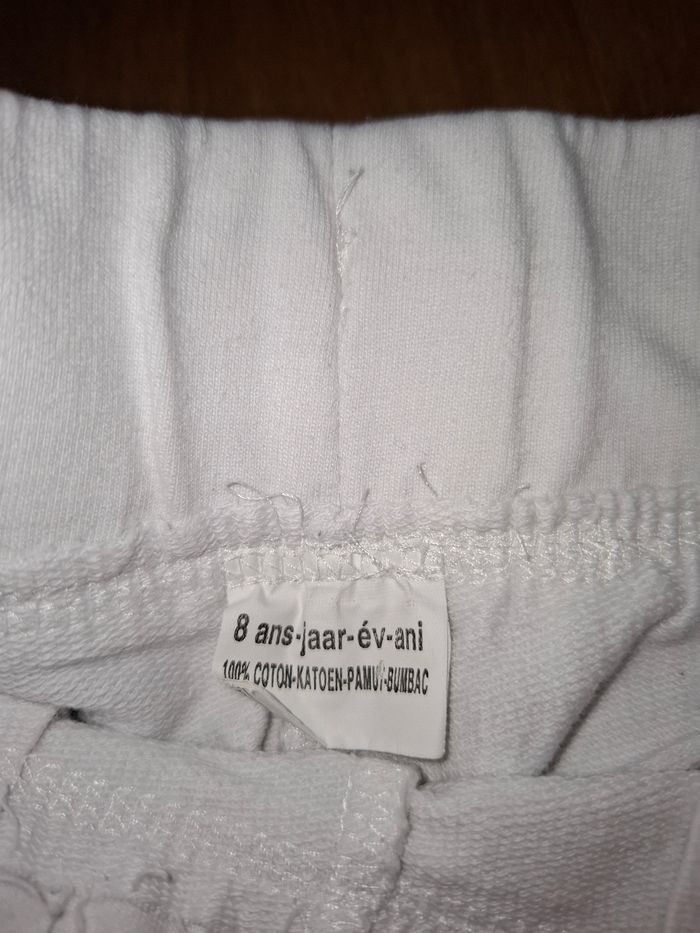 Short blanc 8 ans - photo numéro 3