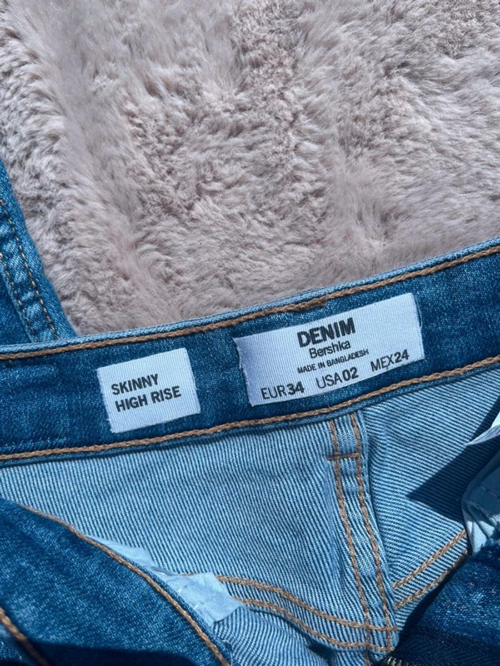 Jean bleu skinny taille 34 Bershka - photo numéro 7