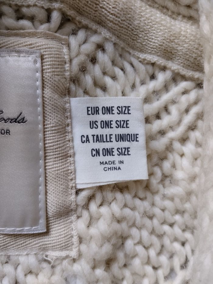 Poncho en laine H&M taille unique - photo numéro 8