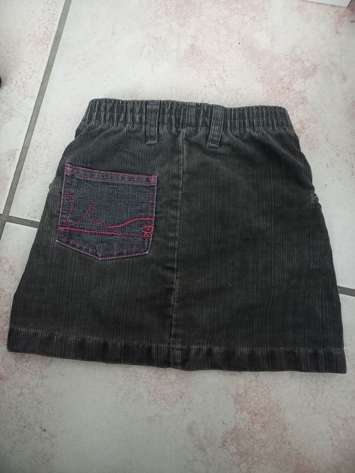 Jupe 3 pommes 2 ans - photo numéro 2