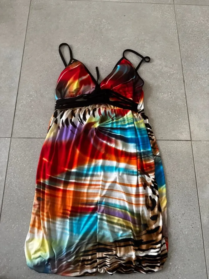 Robe multicolore Alyssa Paris, très bon état taille unique