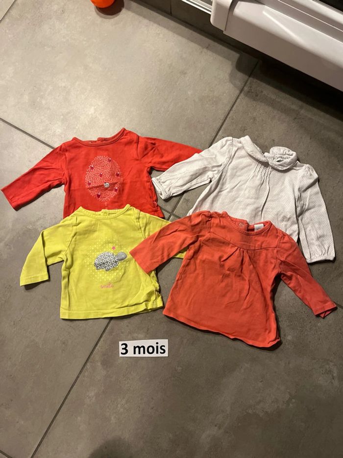 Lot tee-shirts manches longues fille 3 mois