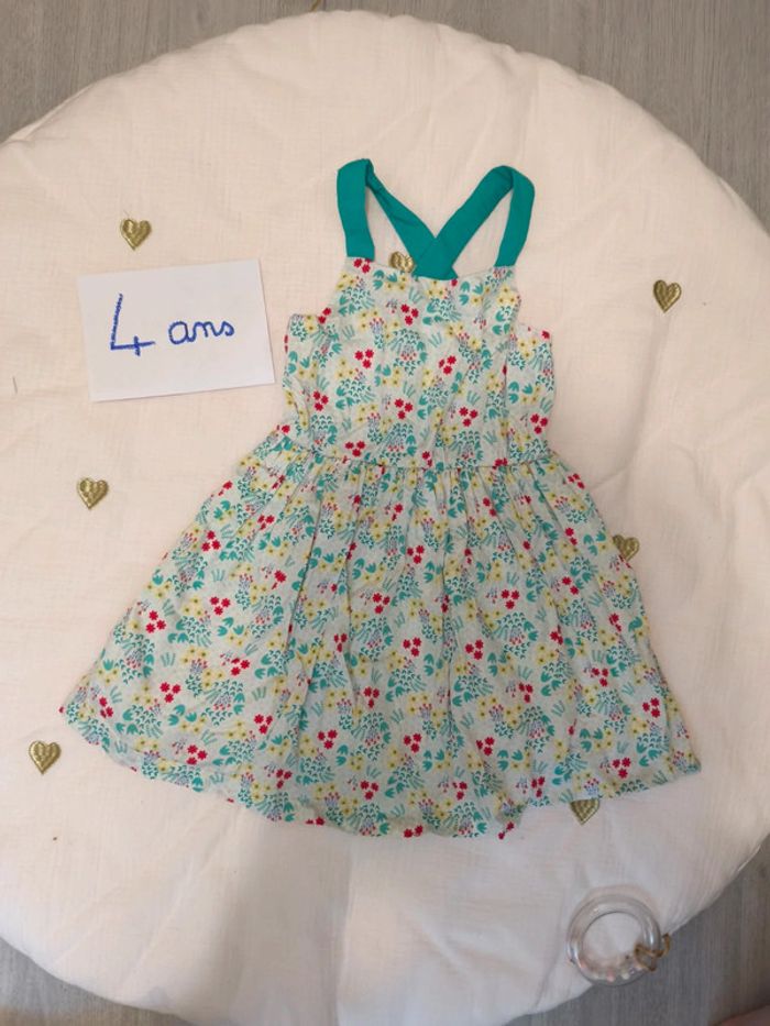 Robe okaidi 4 ans