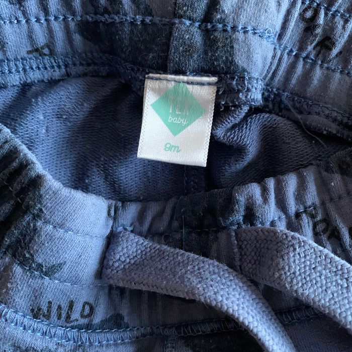 Lot 5 joggings 9 mois - photo numéro 8