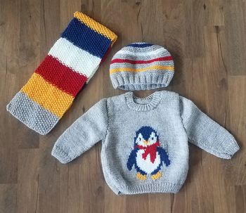 Pull + bonnet + écharpe