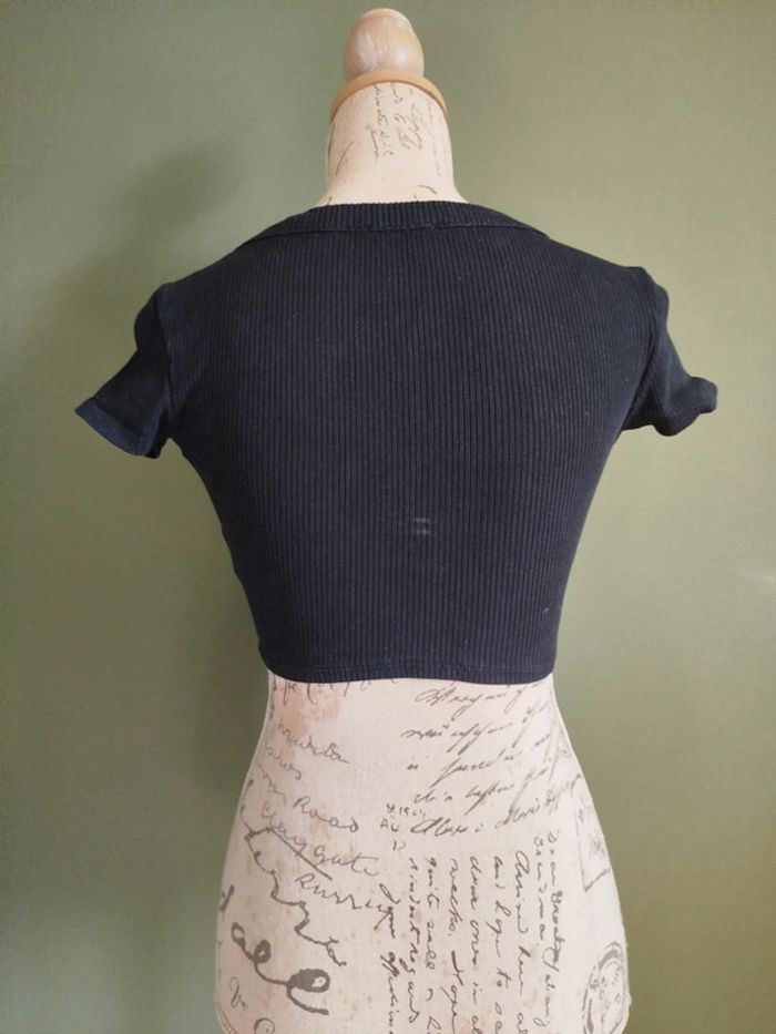 Crop top - photo numéro 2