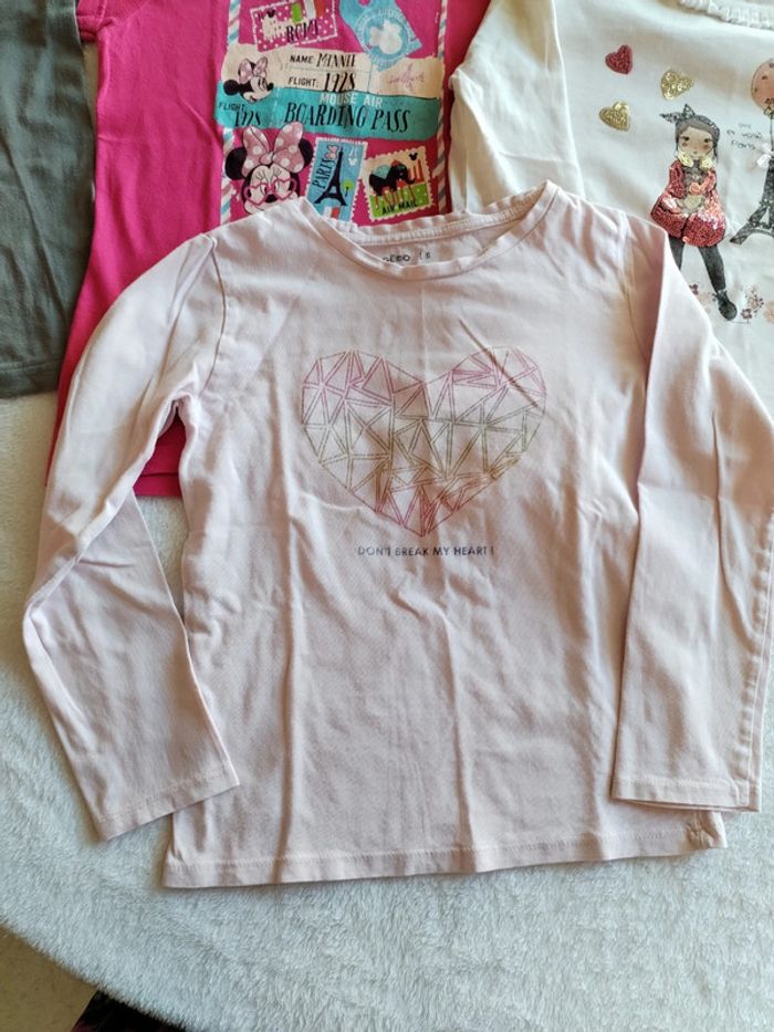 Lot 3 Tshirts manches longues C&A 8 ans - photo numéro 2
