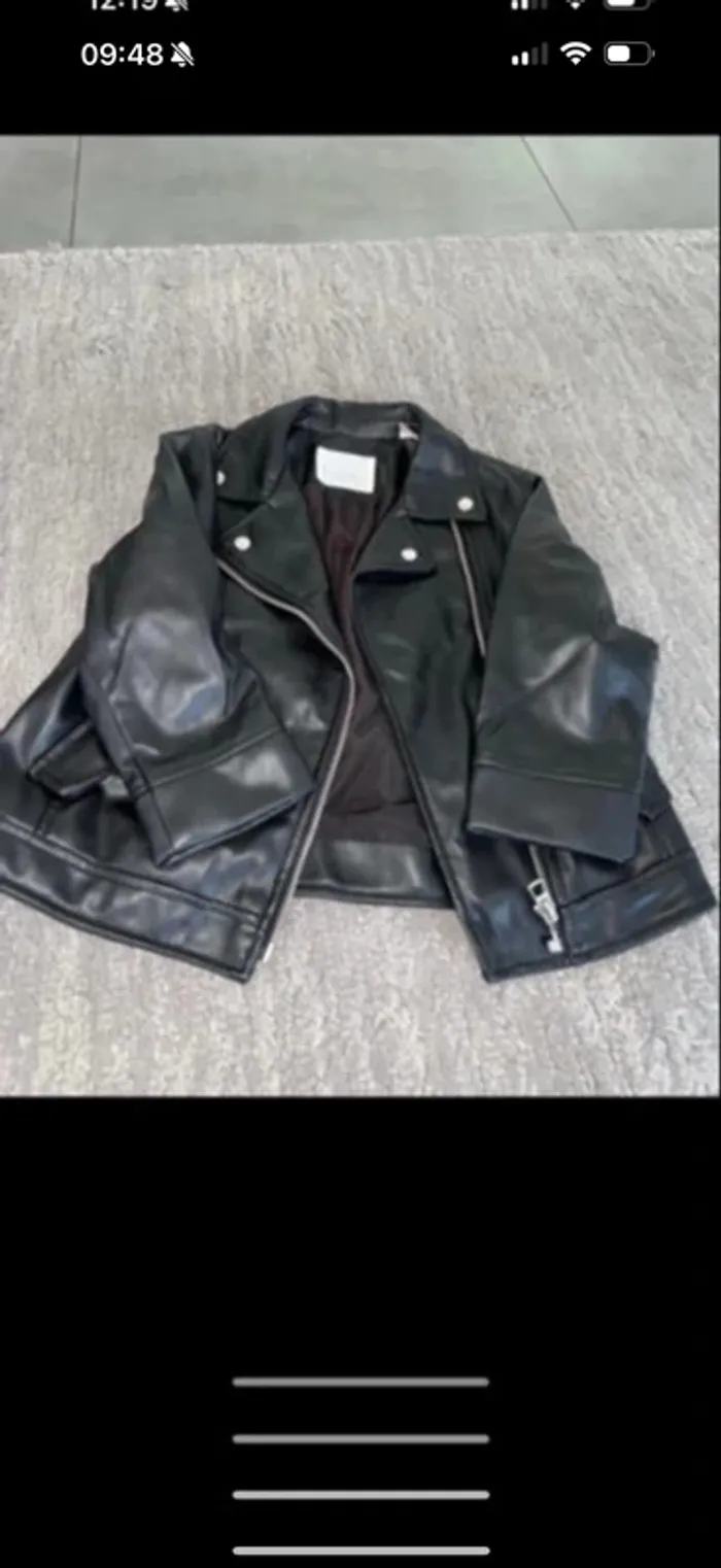 Veste zara taille 110 tres bonne etat