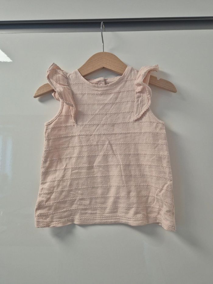 T-shirt sans manches 24mois - photo numéro 2