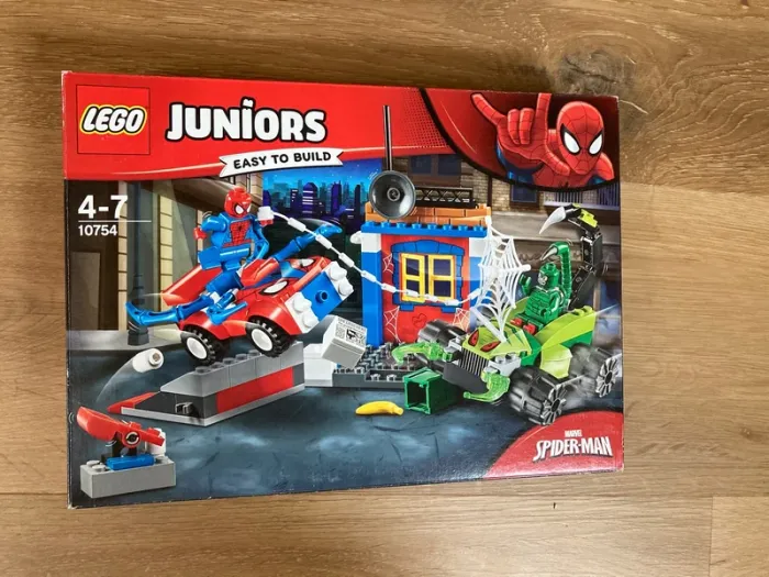 Lego junior Spiderman 10754