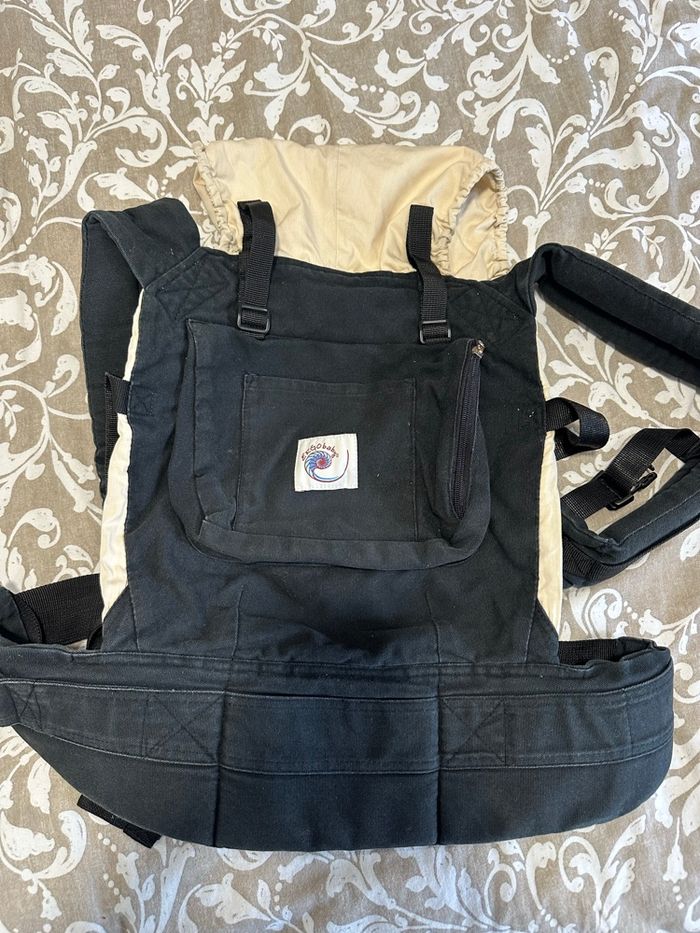 Porte bébé - photo numéro 2