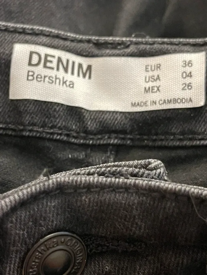 Jeans noir Bershka - photo numéro 4