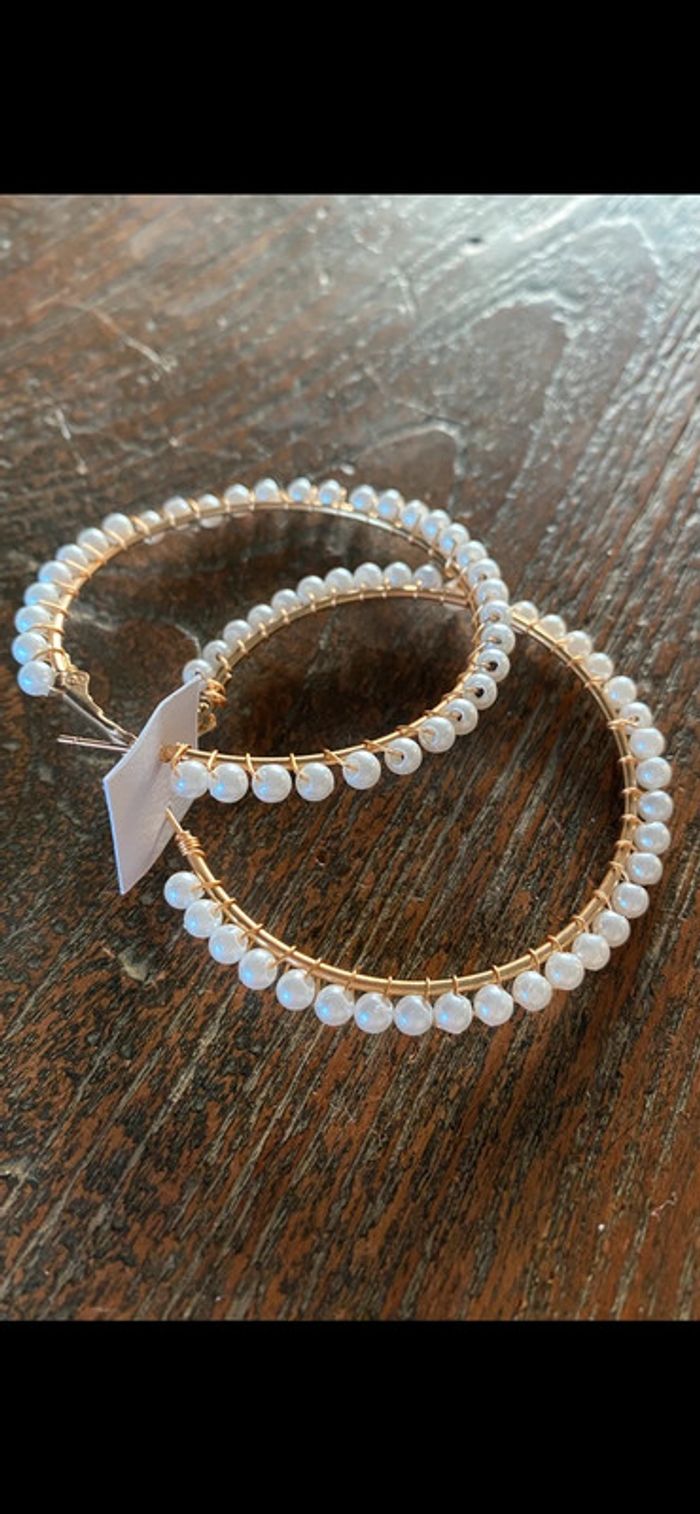 Magnifique paire de boucles d’oreilles avec perles - photo numéro 9