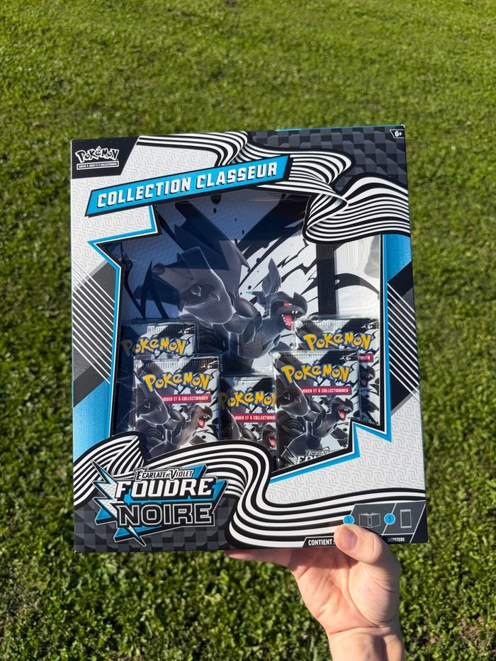 Coffret classeur Pokémon foudre noir