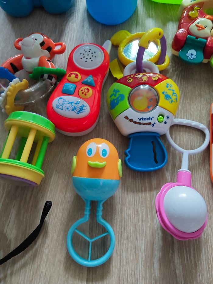 Grand lot de jouets use - photo numéro 8