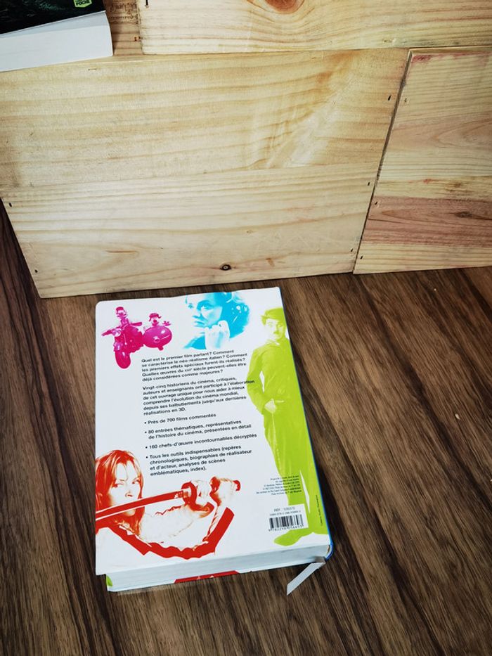 D4293 : Livre "Tout sur le cinéma" - photo numéro 3