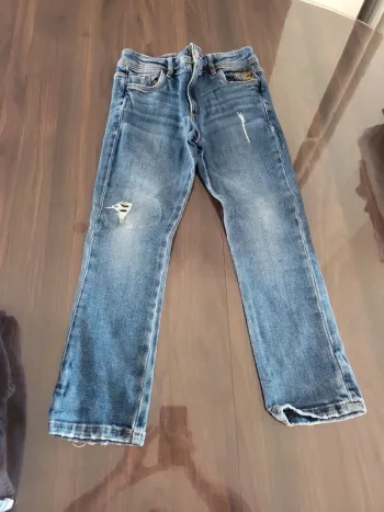 Jean regular 7 ans tape a l oeil