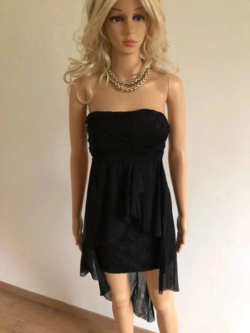 Robe bustier courte noire taille unique jamais portée (taille petit)
