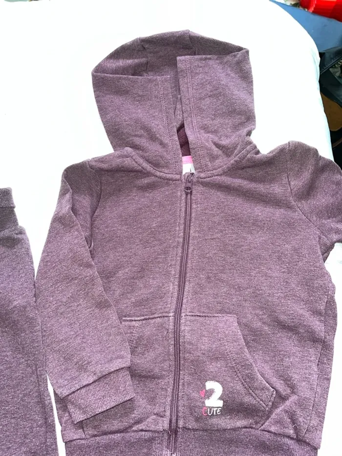 Ensemble de jogging