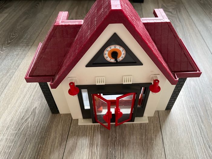 École Playmobil - photo numéro 2