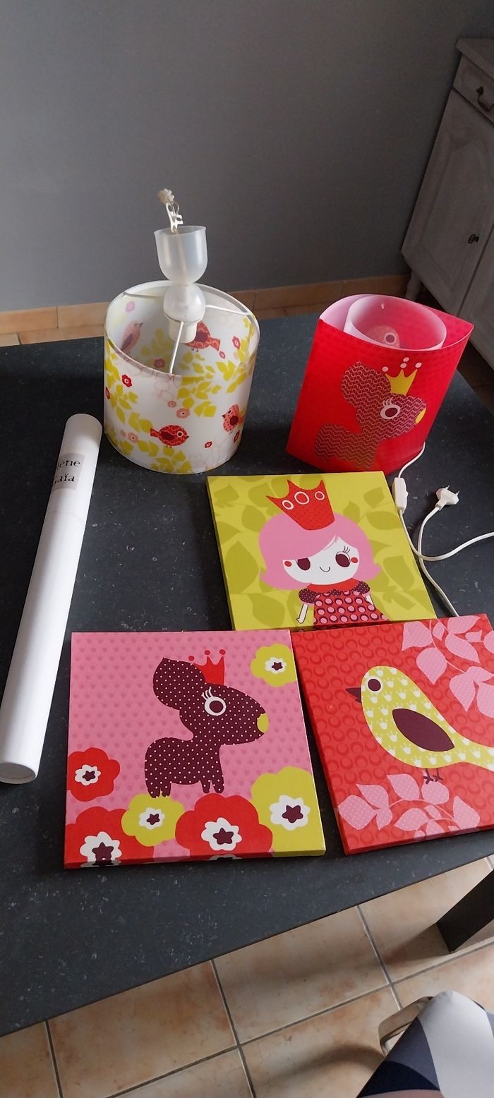 Lot Selene et gaia : cadres,  stickers, lampe, lustre - photo numéro 5