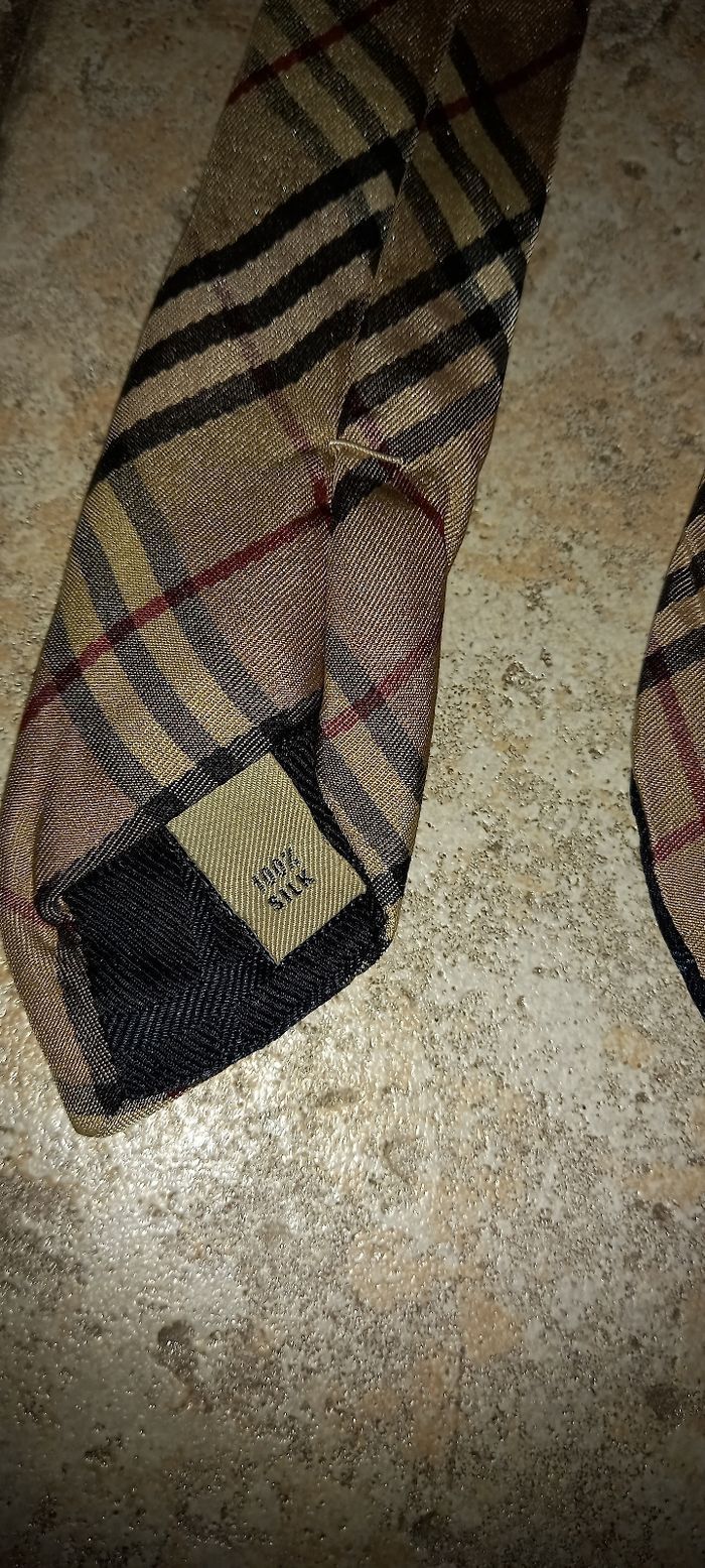Cravate burberry - photo numéro 3