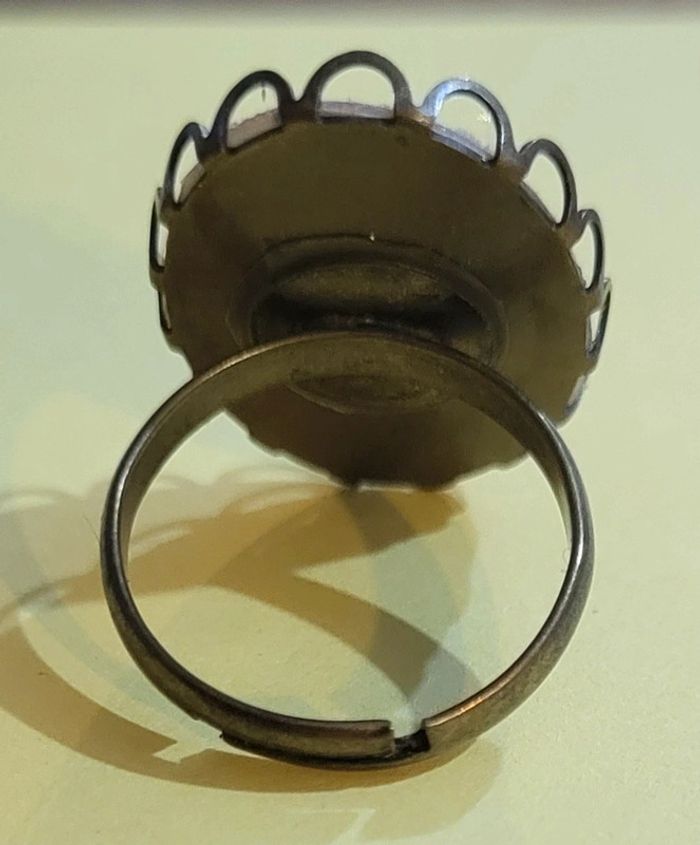 Bague ajustable La tour Eiffel Nouméa Neuve - photo numéro 2