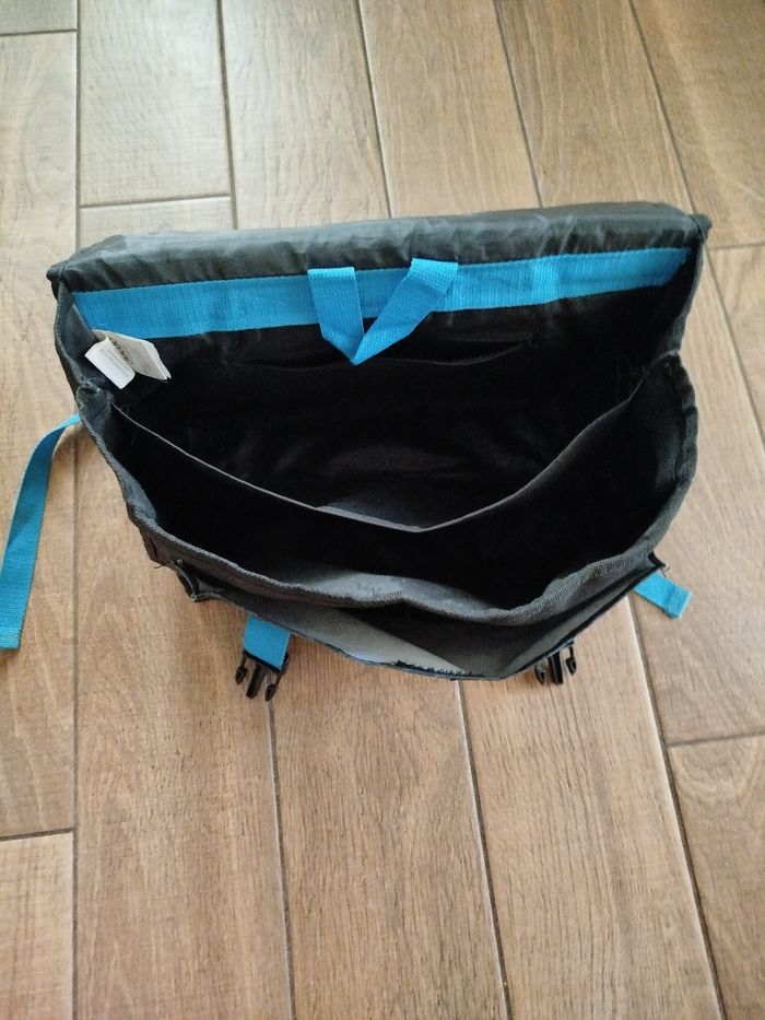 Cartable dinosaure - photo numéro 4