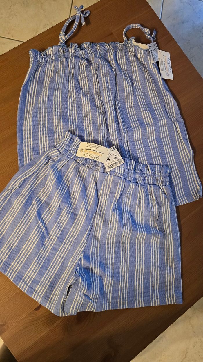 Neufs (non portés) 🏷🤩😍 ensemble debardeur et short 10 ans fille 😍🤩 - photo numéro 2