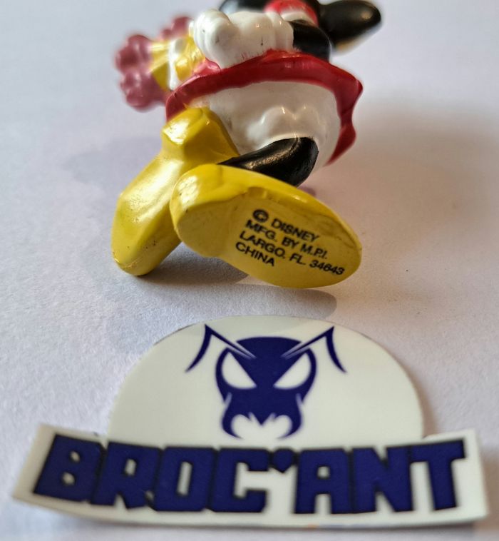 Figurine Disney Minnie Mouse bouquet fleurs - photo numéro 3